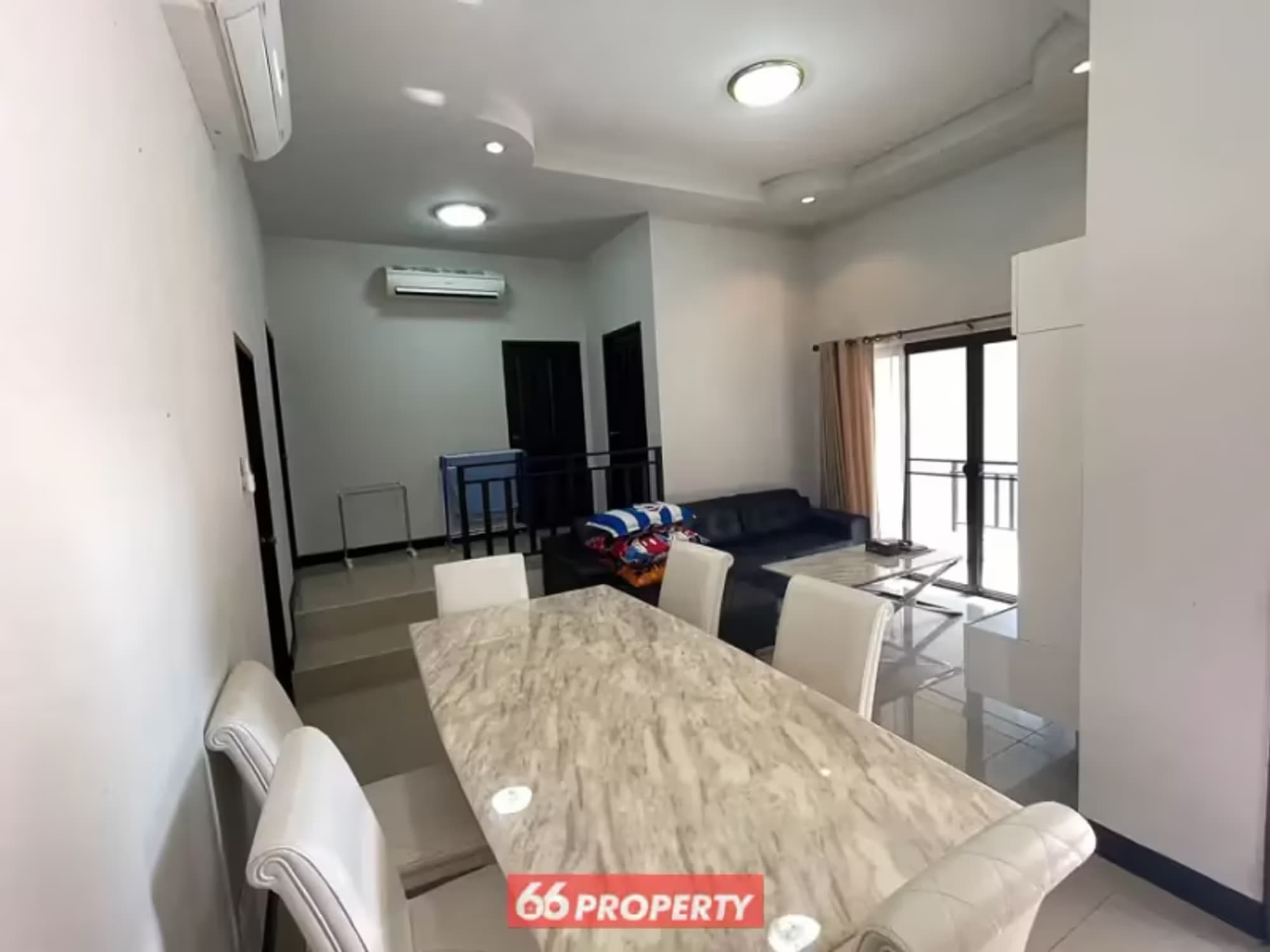 4 Bedroom House - Image 9
