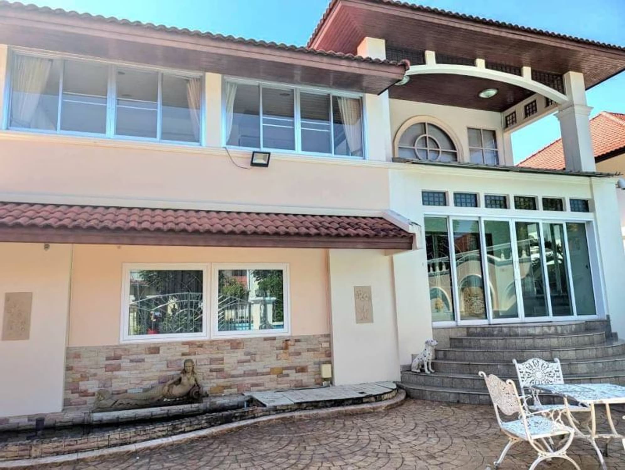 4 Bed House for Rent in Hang Dong - Image 17