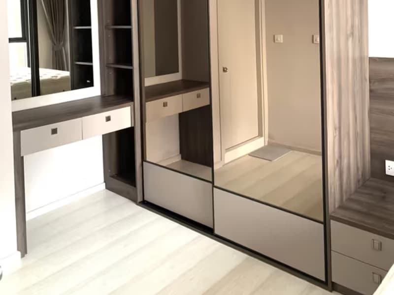  Condo for Sale at Life Sukhumvit 48