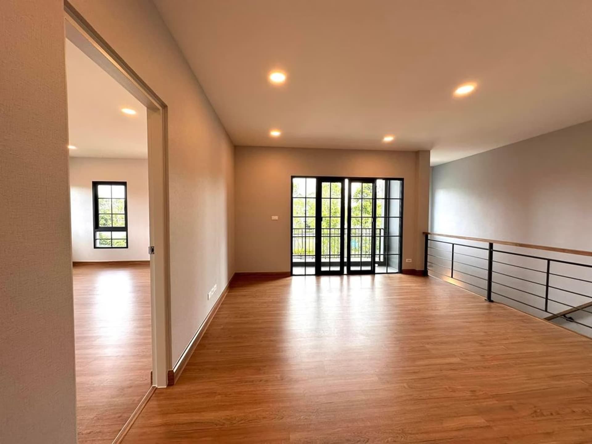 4 Bed House for Sale in Bang Phli - Image 4