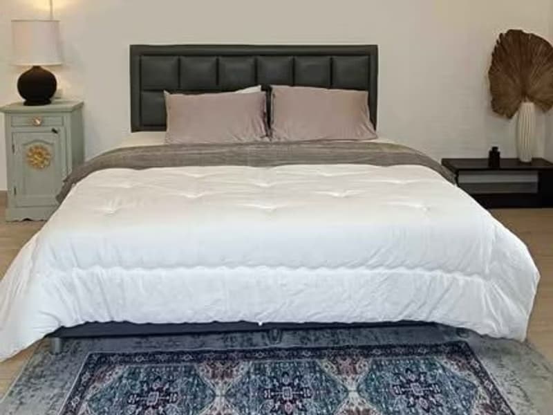 2 Bed House for Rent in Pathum Wan