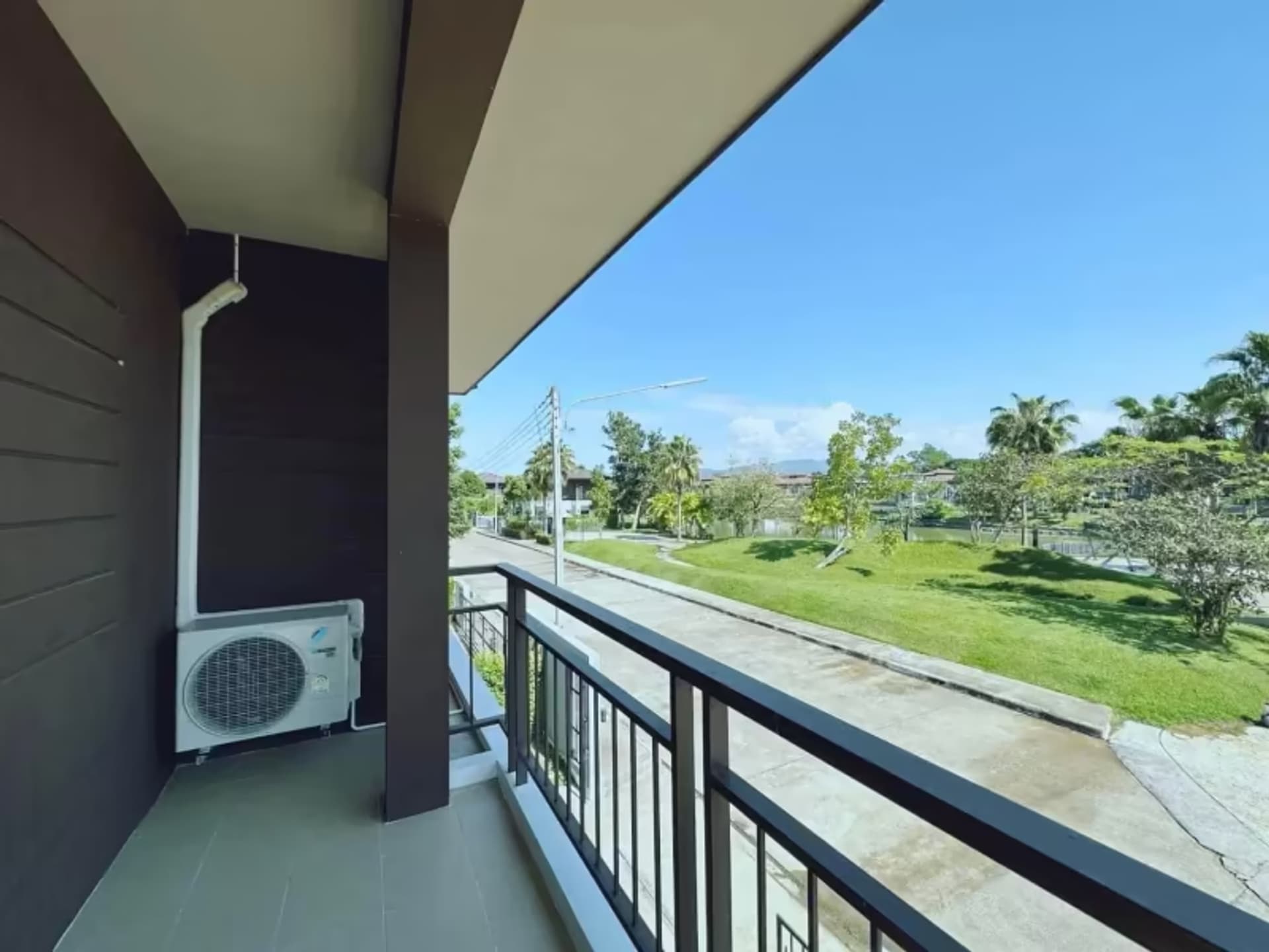 3 Bedroom House - Image 6