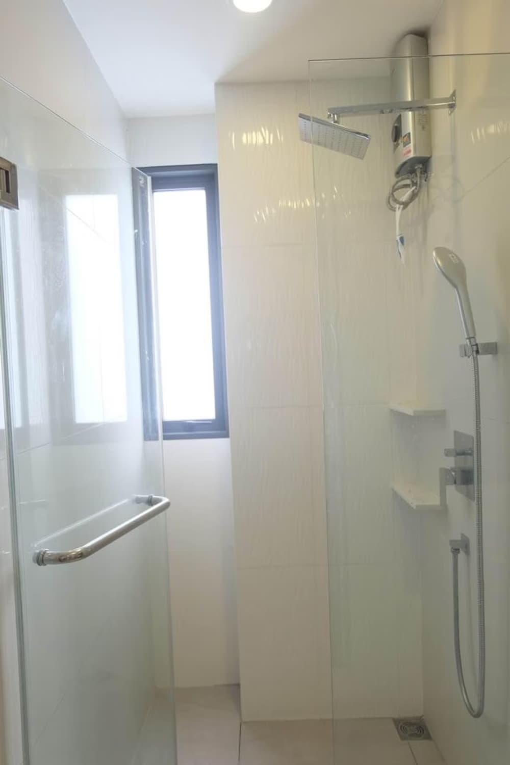 2 Bed Condo for Sale  Near Phra Ram 9 MRT - Image 10