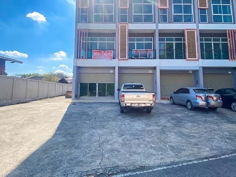 House for Sale, Rent in Hang Dong, Hang Dong.
