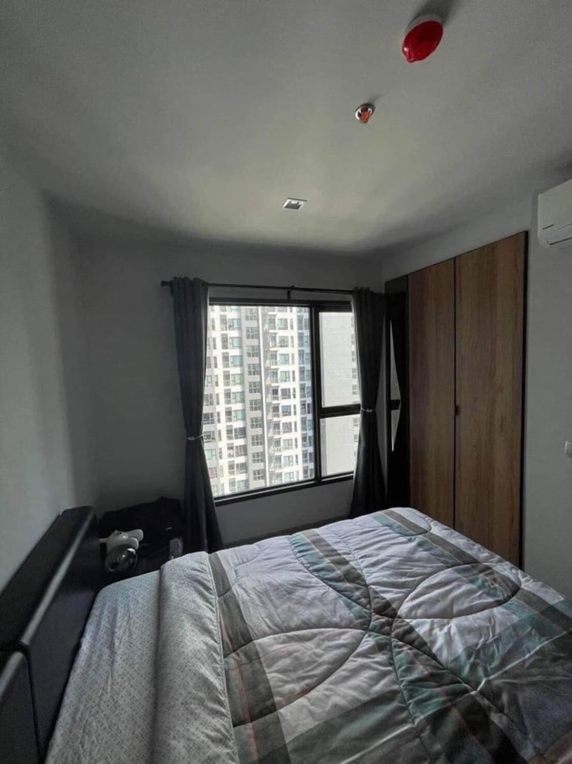 1 ห้องนอน Condo สำหรับ จำหน่าย ใกล้ Phra Ram 9 MRT - Image 4 1 ห้องนอน Condo สำหรับ จำหน่าย ใกล้ Phra Ram 9 MRT - Image 4