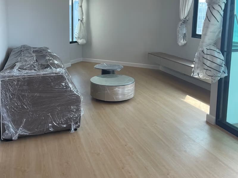 3 Bed Condo for Rent in Thung Maha Mek