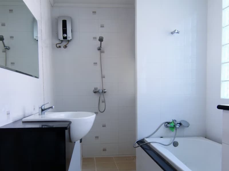 4 Bed House for Rent in Mueang Chiang Mai