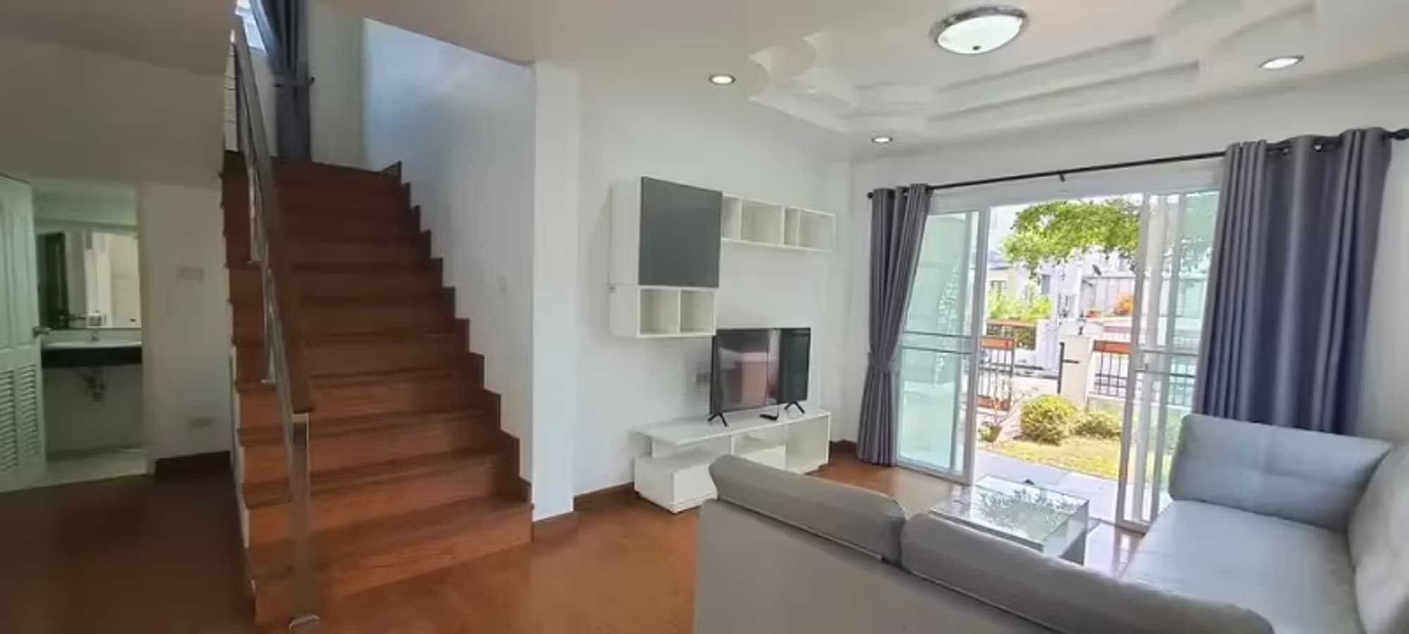 3 Bedroom House - Image 2