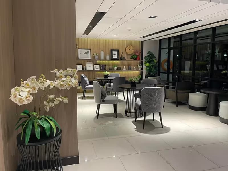1 Bedroom Condo