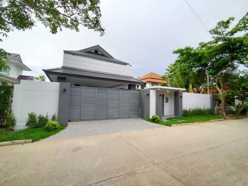 3 Bed House for Sale in Mueang Chiang Mai