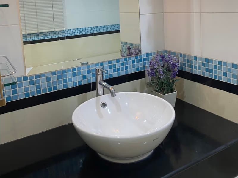 Condo for Rent at Citismart Sukhumvit 18 Condominium