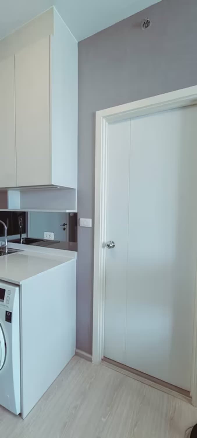 1 Bedroom Condo - Image 5