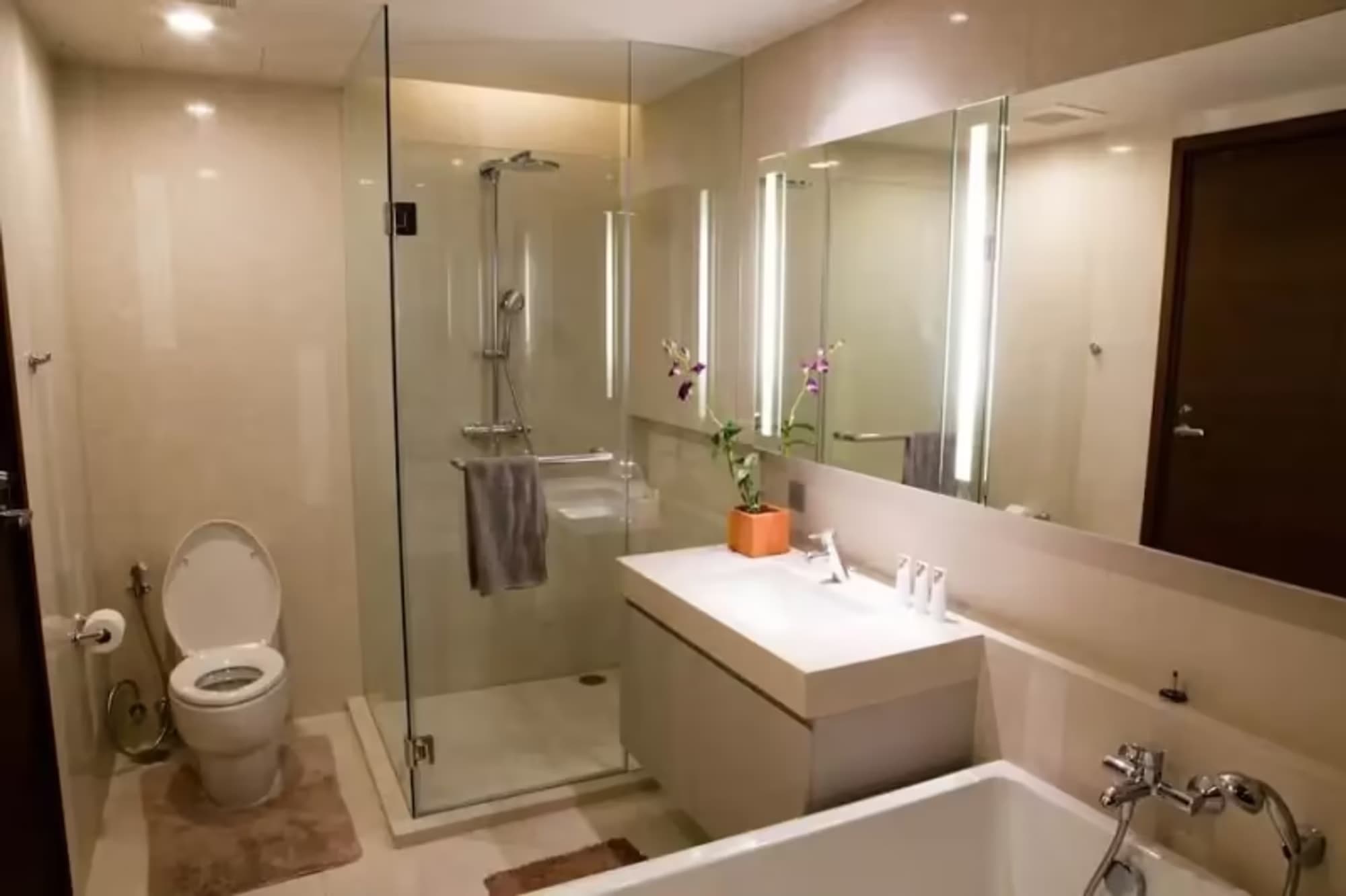 1 Bedroom Condo - Image 10