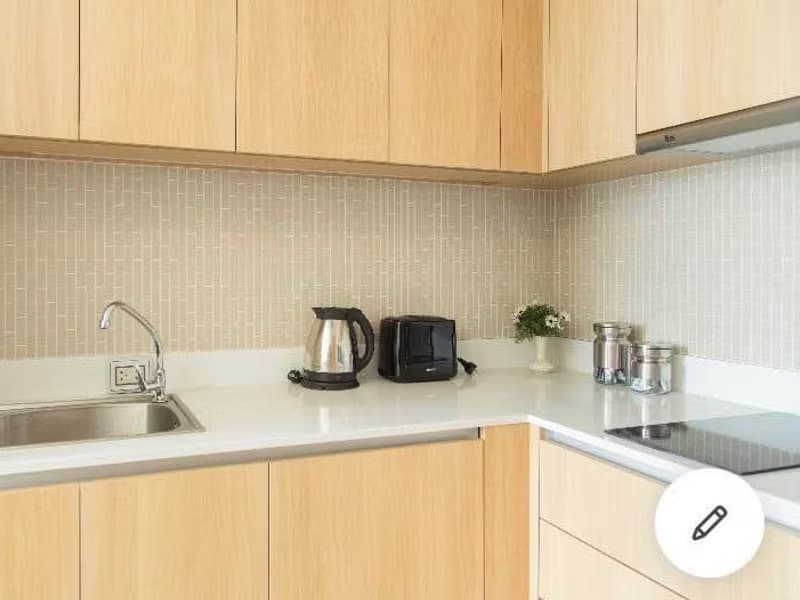 1 Bed Condo for Rent and Sale  Near Phloen Chit BTS