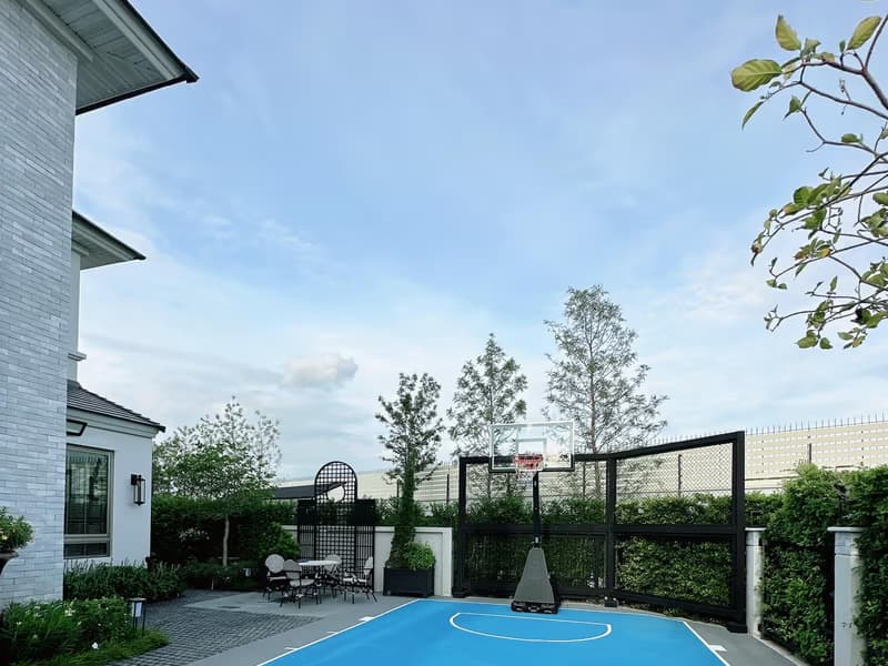 5 Bed House for Rent and Sale in Prawet
