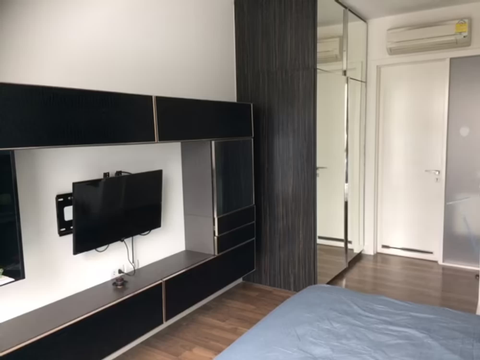 Condo for Rent at The Room Sukhumvit 62 - Image 5