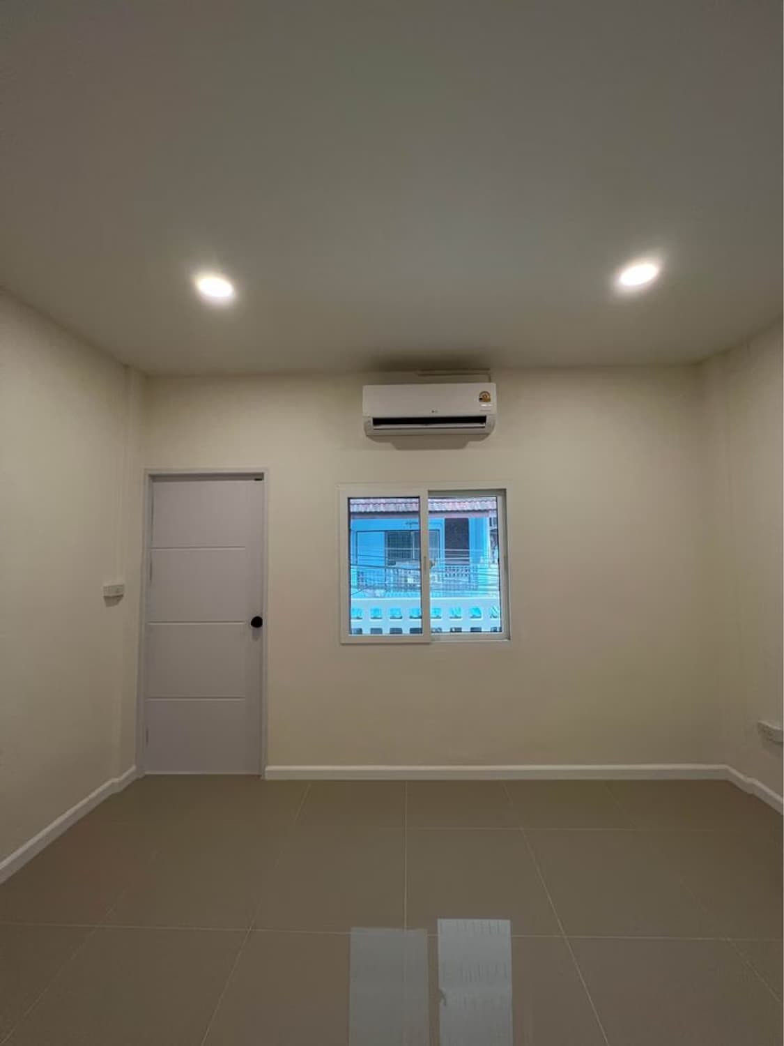 2 ห้องนอน undefined สำหรับ ขายและจำหน่าย ใน ดินแดง - Image 6