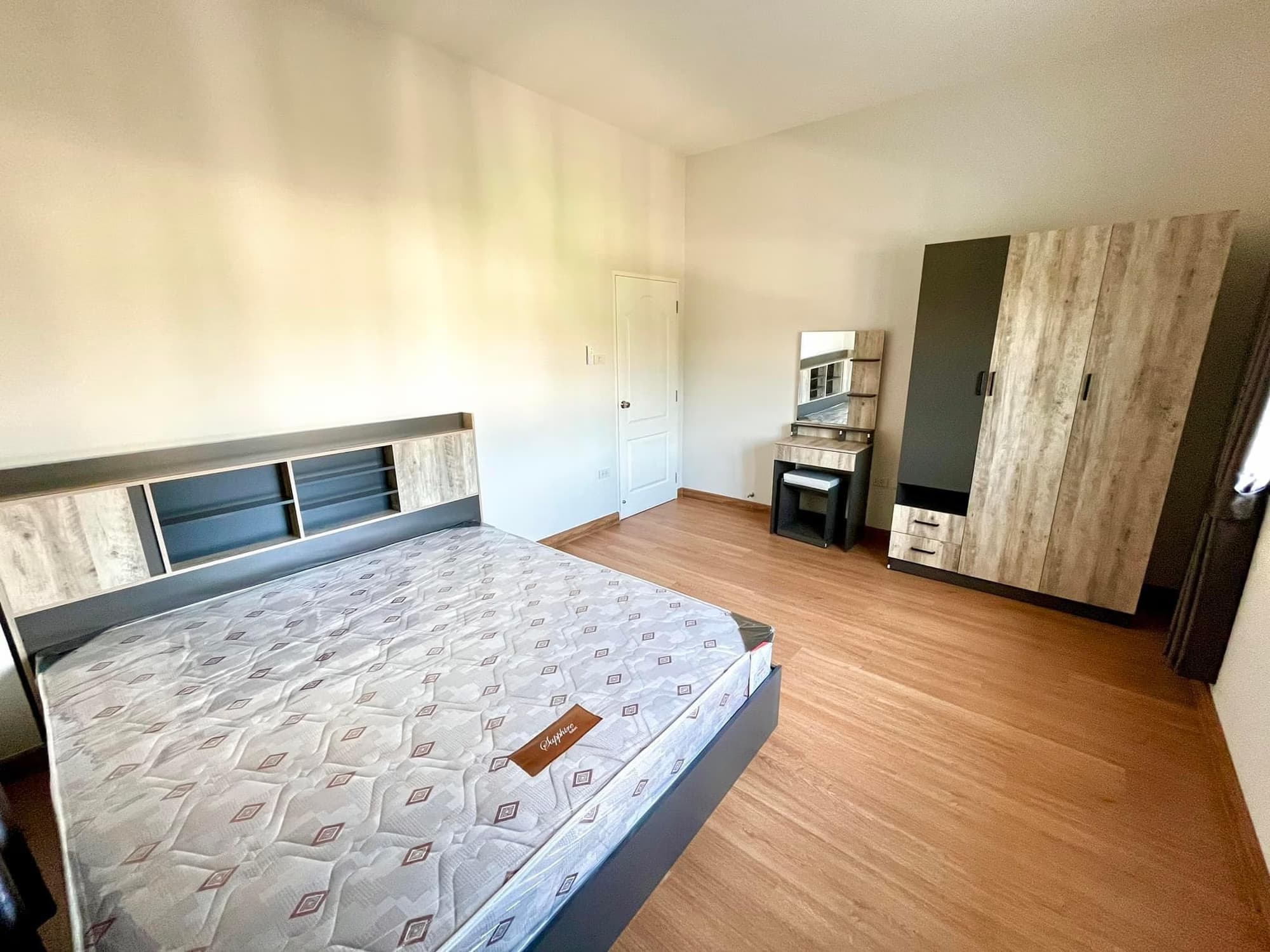 4 Bed House for Rent in Mueang Chiang Mai - Image 7