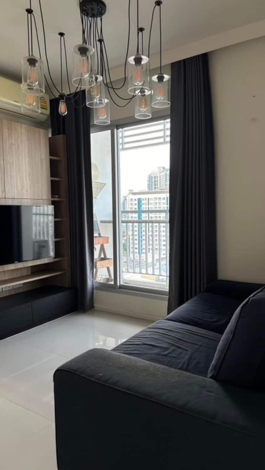 2 Bed Condo for Rent and Sale in Khlong Toei - Image 2