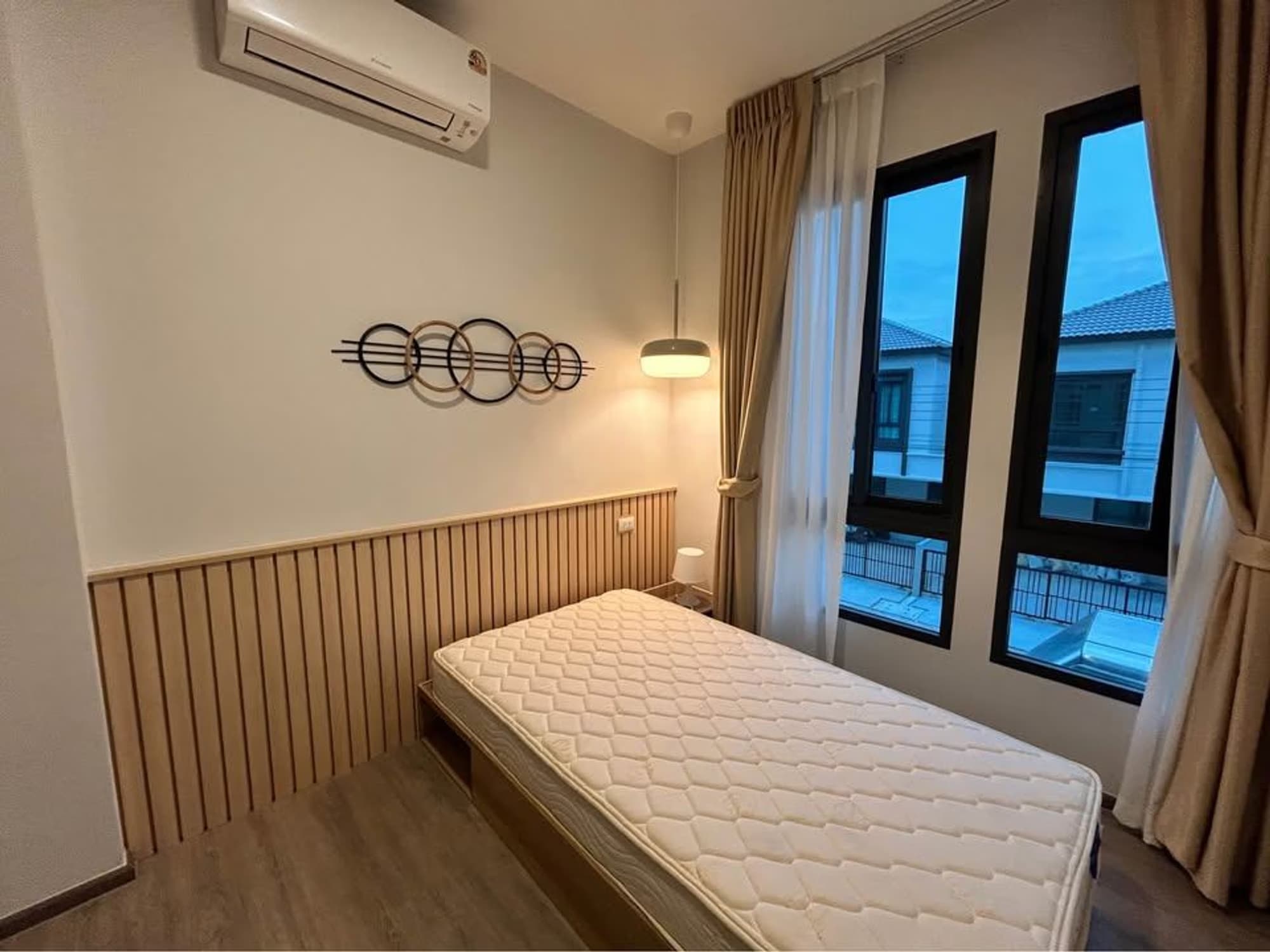 3 卧室 别墅 用于 出租 在 Bang Phli - Image 14