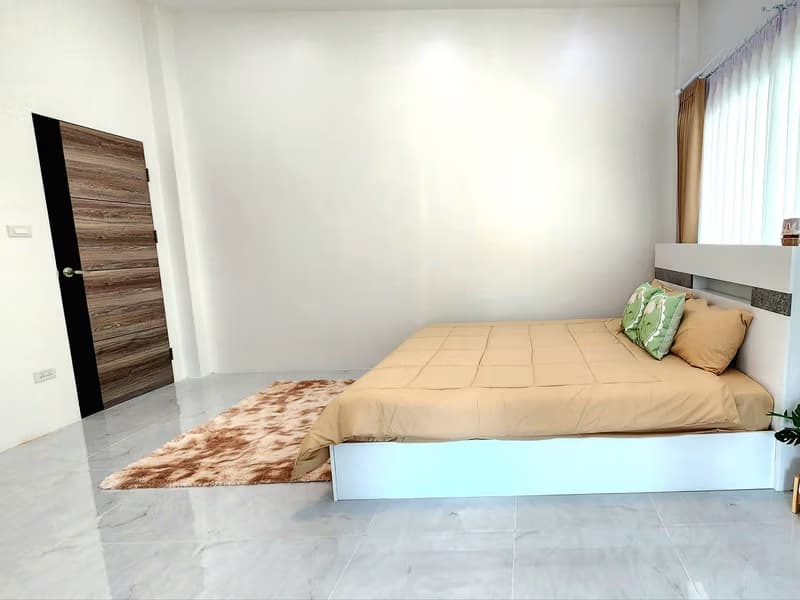 3 Bed House for Rent in Saraphi