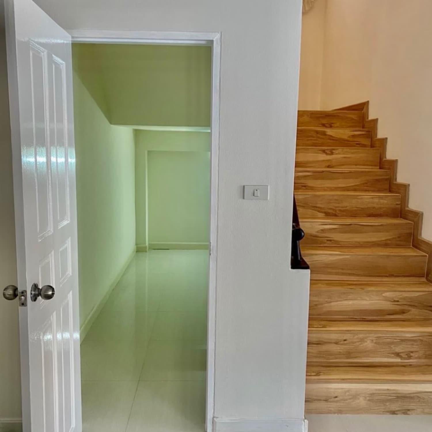 5 Bed House for Rent and Sale in San Kamphaeng - Image 9