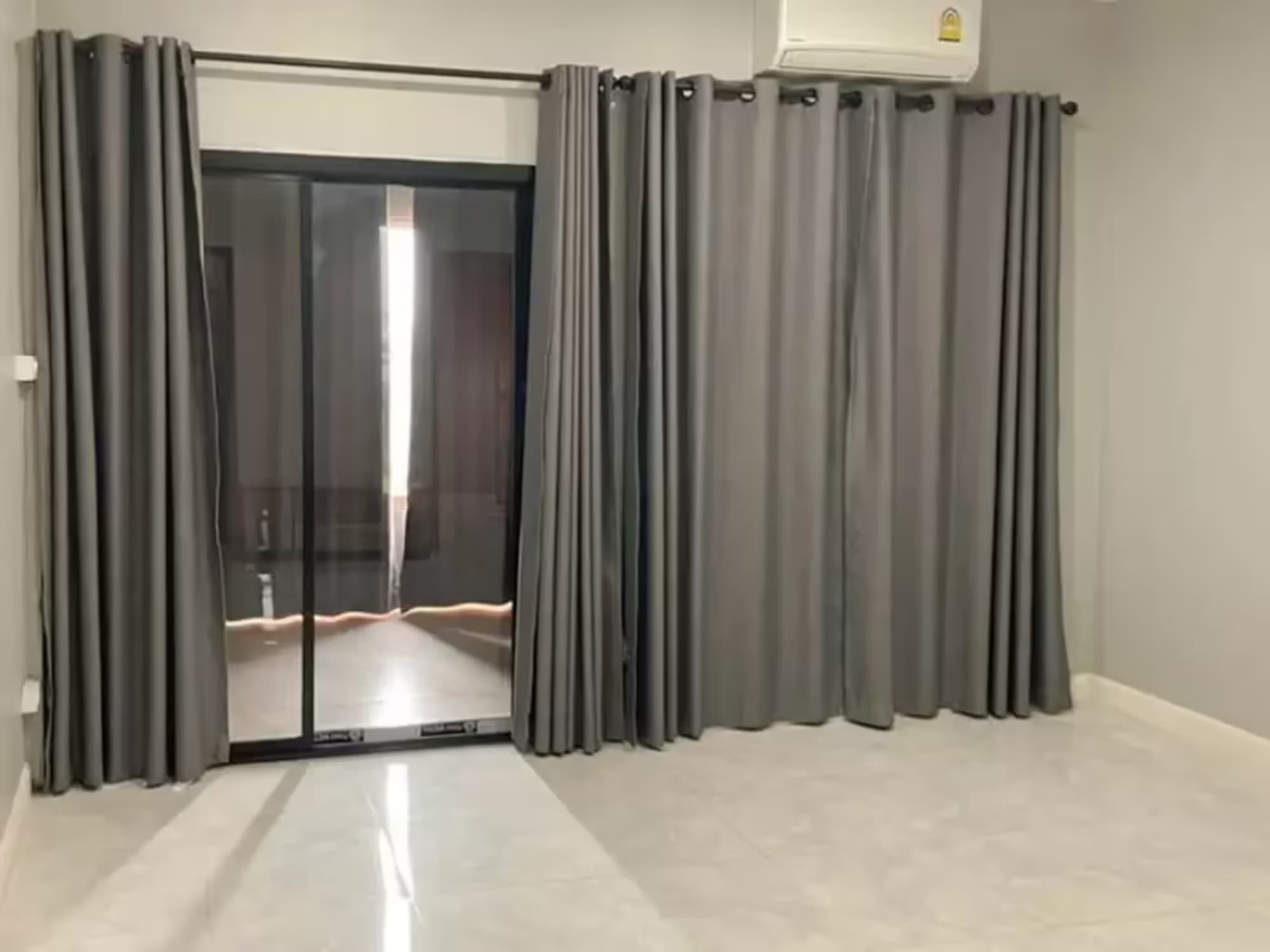 2 Bedroom House - Image 6