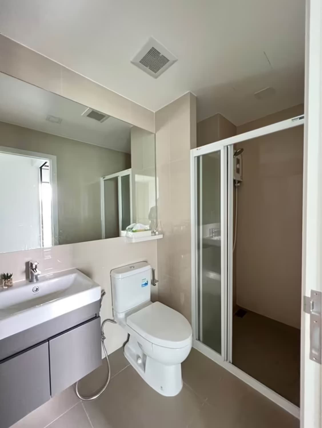 1 Bedroom Condo - Image 16