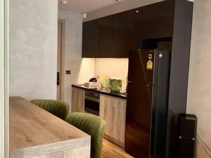 1 Bedroom Condo
