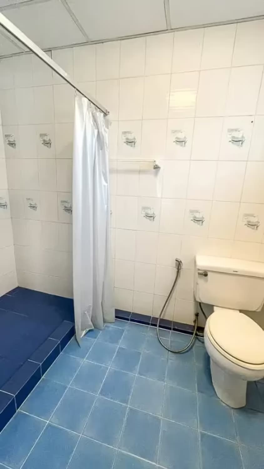 3 Bedroom Condo - Image 7