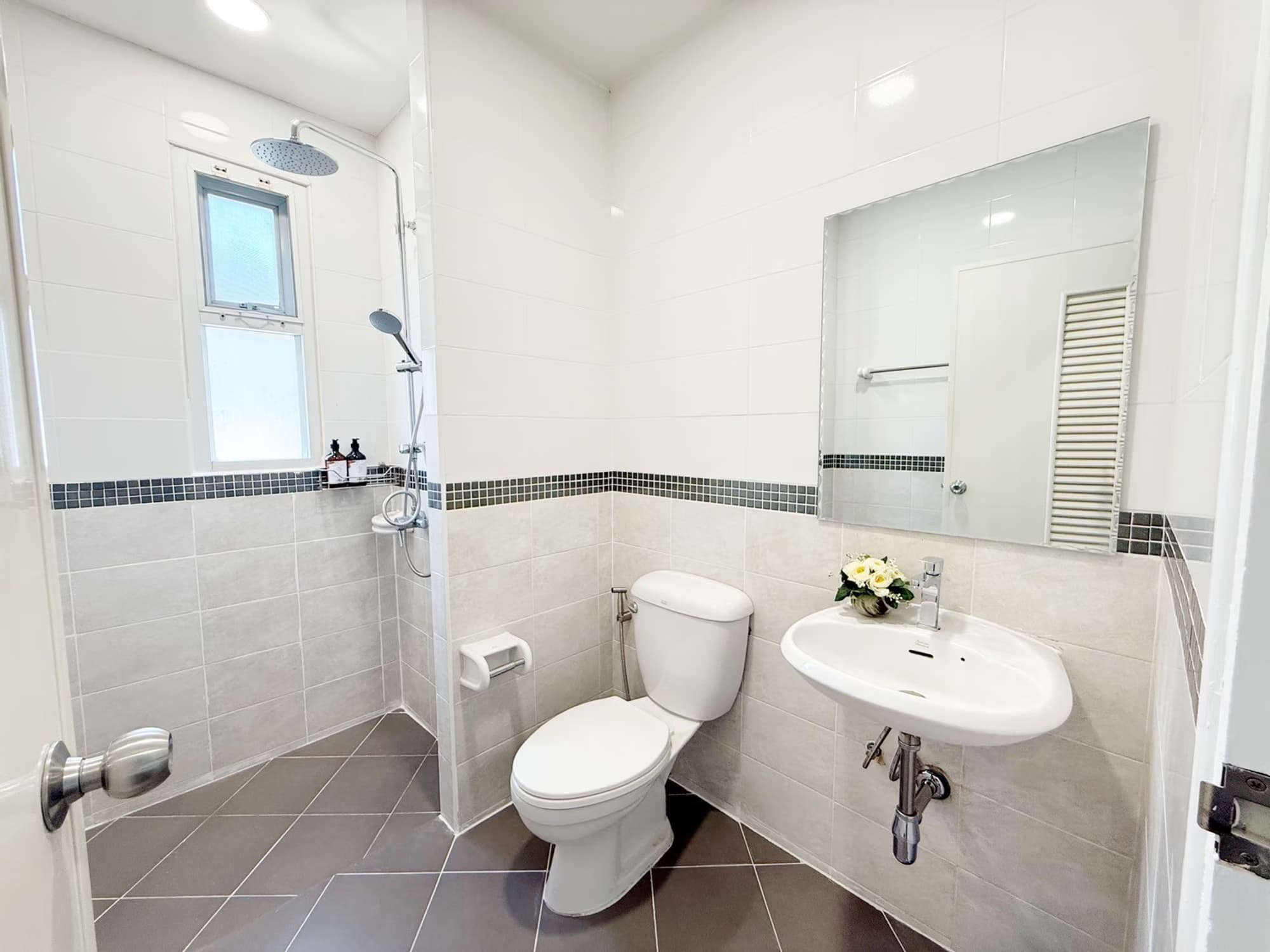 3 Bed House for Rent in Hang Dong District - Image 13