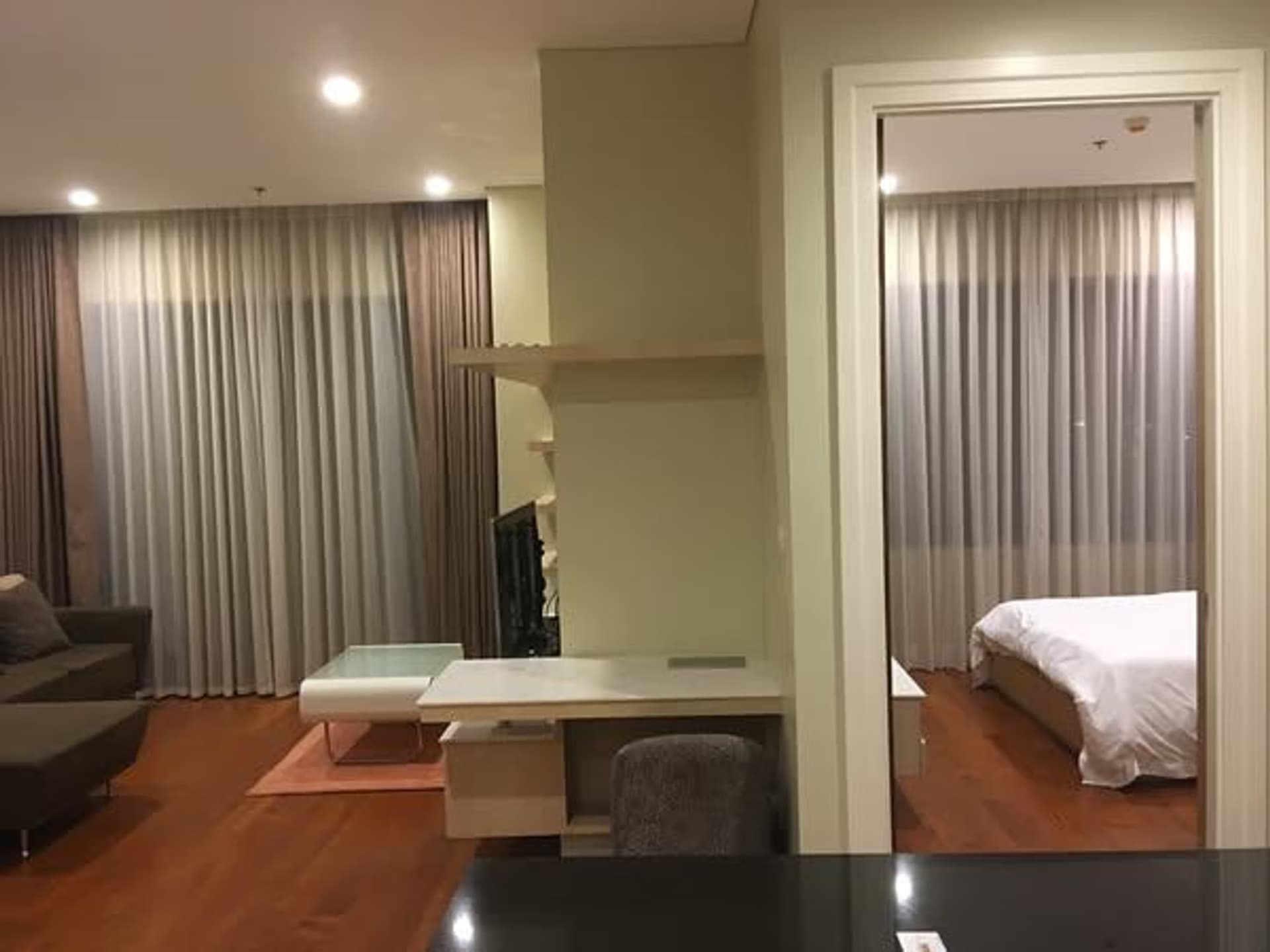 2 Bed Condo for Rent in Khlong Toei - Image 2