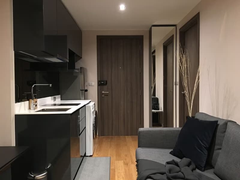 1 Bed Condo for Rent and Sale in Bang Rak