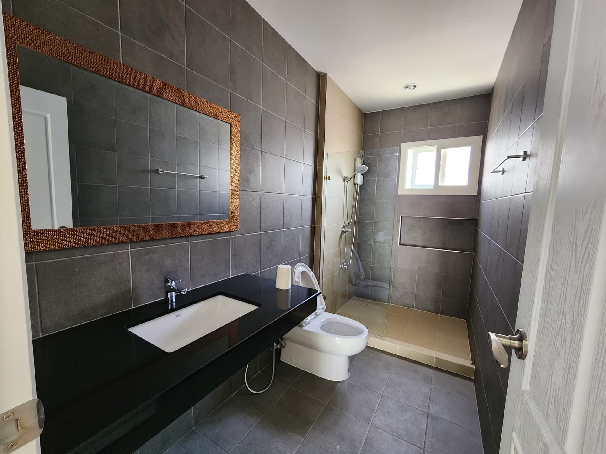House for Rent in Chang Phueak, Mueang Chiang Mai. - Image 12