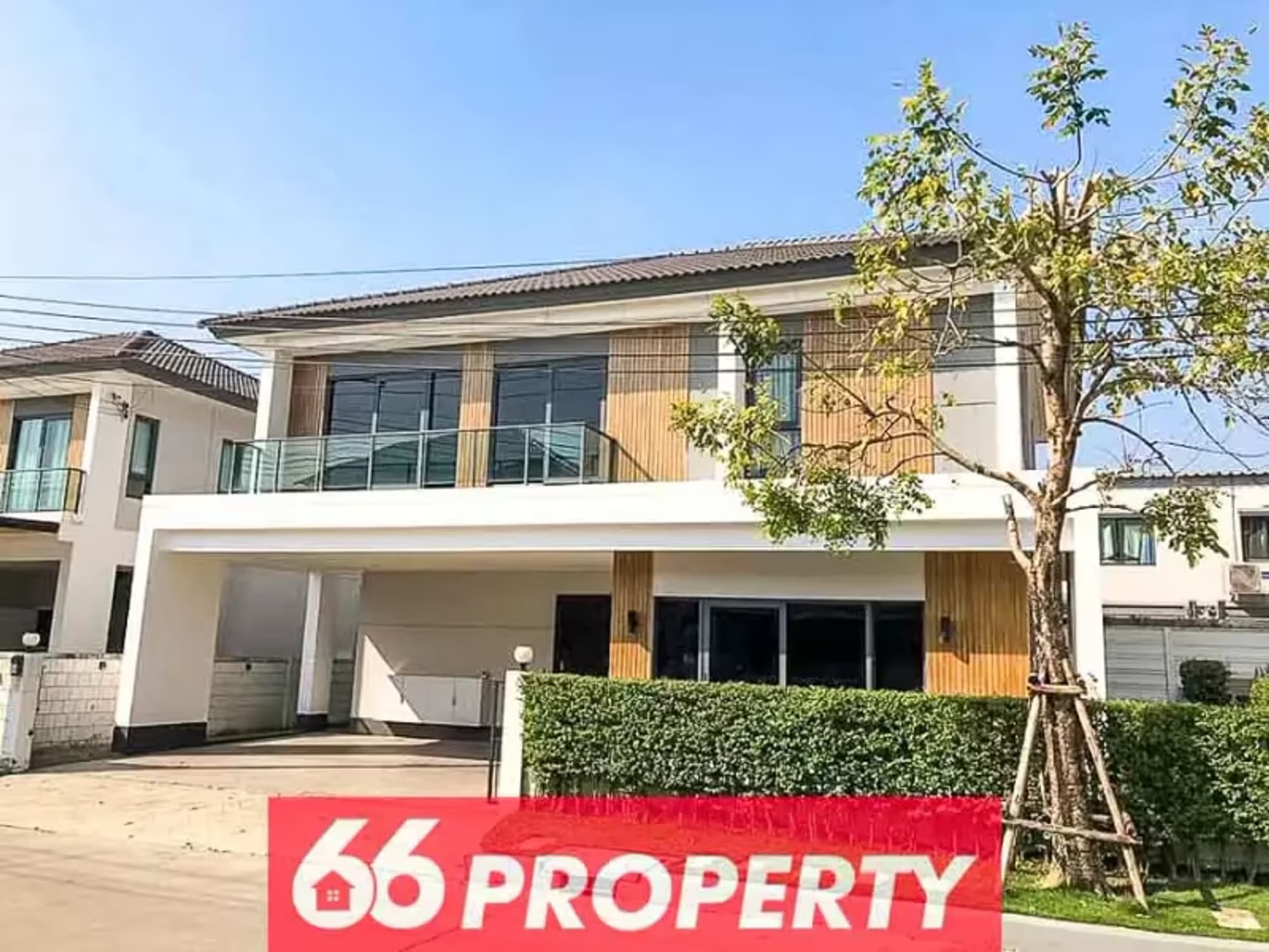 4 Bedroom House - Image 9