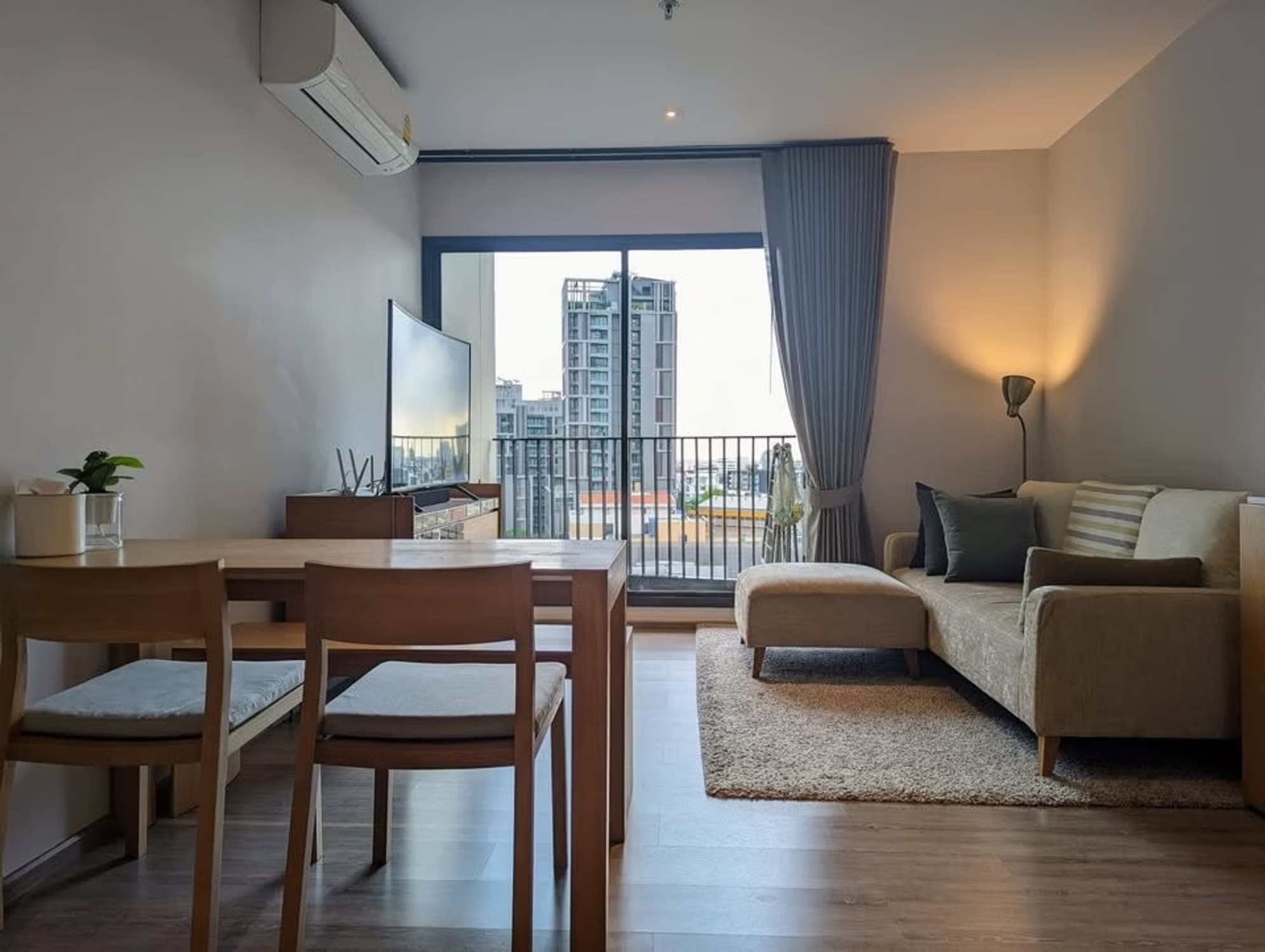 2 Bed Condo for Sale in Watthana - Image 1