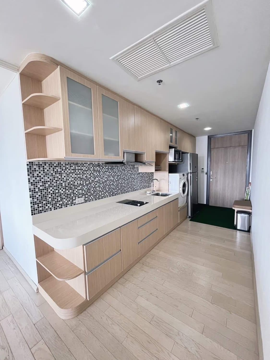 2 Bed Condo for Sale in undefined - Image 5