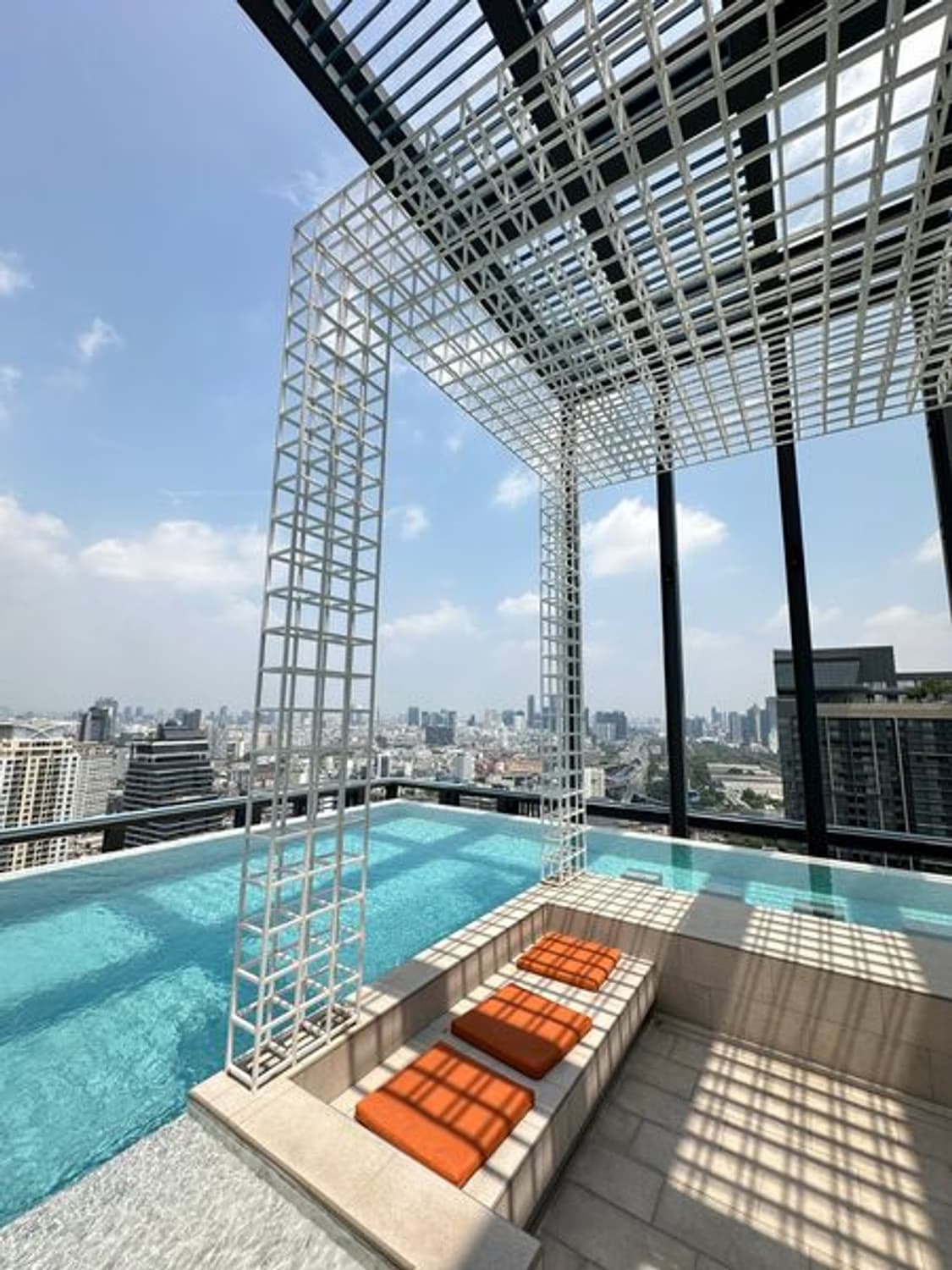 Condo for Rent at XT Phayathai - Image 7