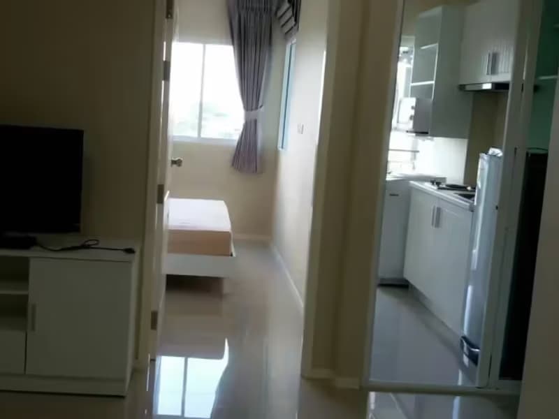 1 Bedroom Condo