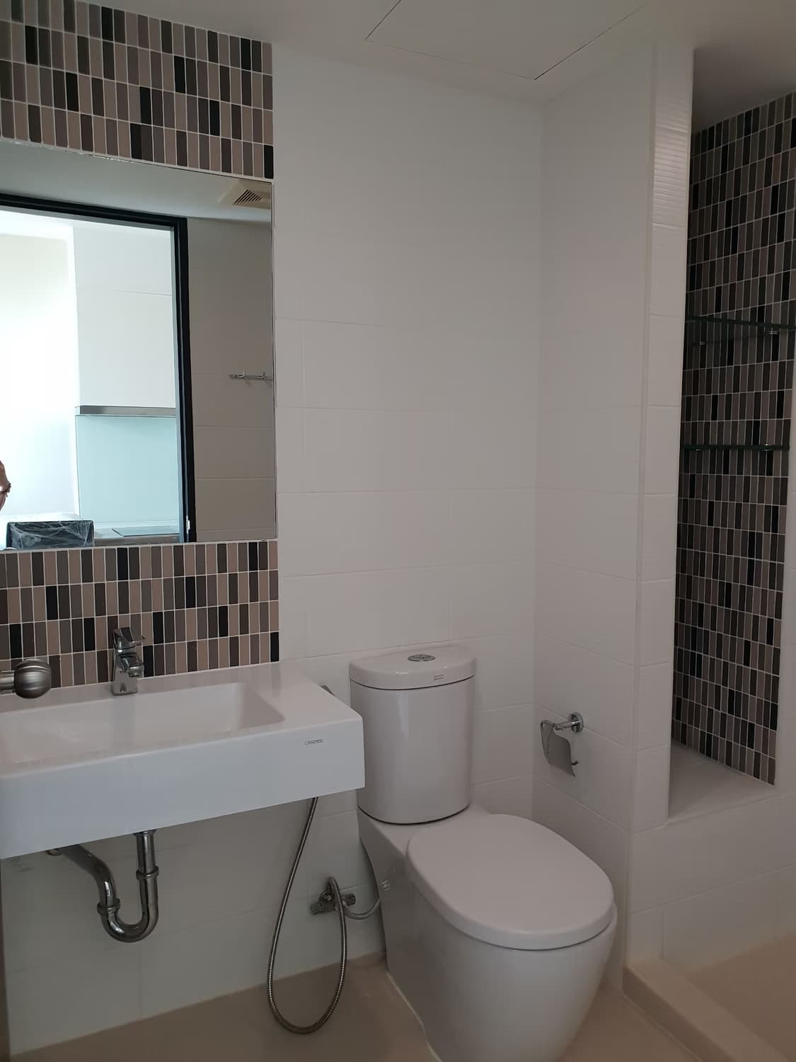 Condo for Rent at Beyond Sukhumvit Condominium - Image 9