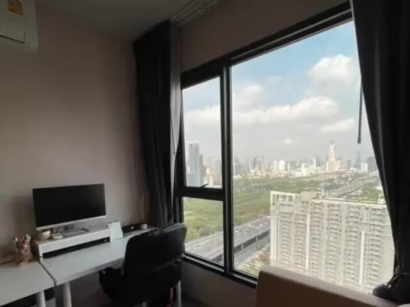 1 Bedroom Condo