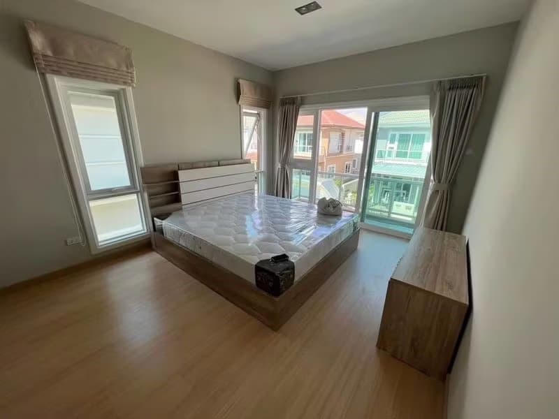 3 Bed House for Rent in Mueang Chiang Mai
