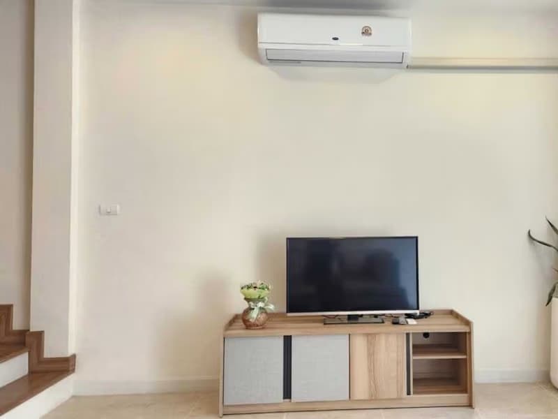 4 Bed Townhouse for Rent and Sale in Hang Dong