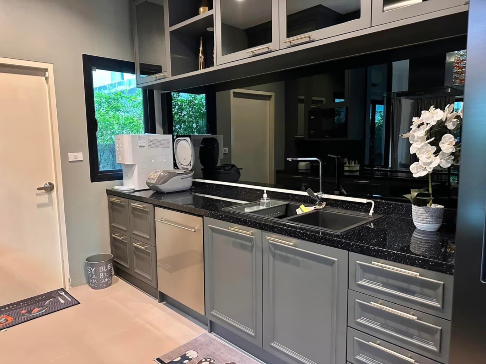 5 Bed House for Rent and Sale in ประเวศ - Image 21