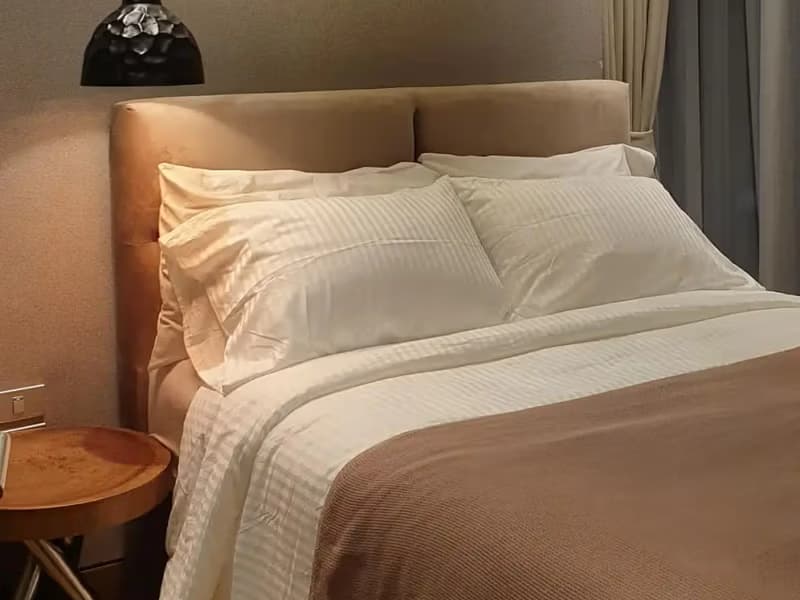 1 Bedroom Condo