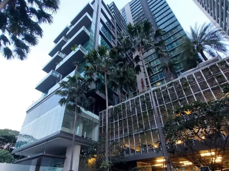 1 Bed Condo for Rent and Sale  Near Phetchaburi MRT