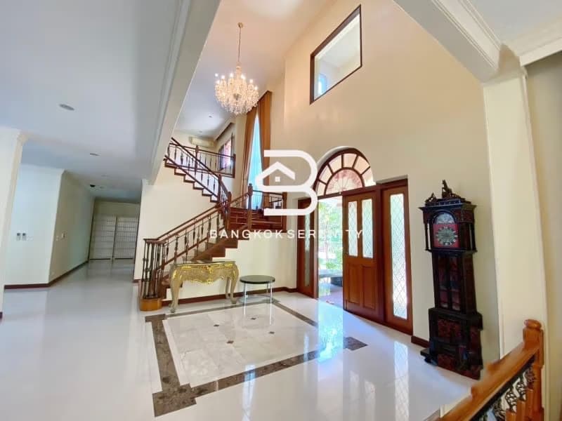 5 Bed House for Rent and Sale in Bang Na