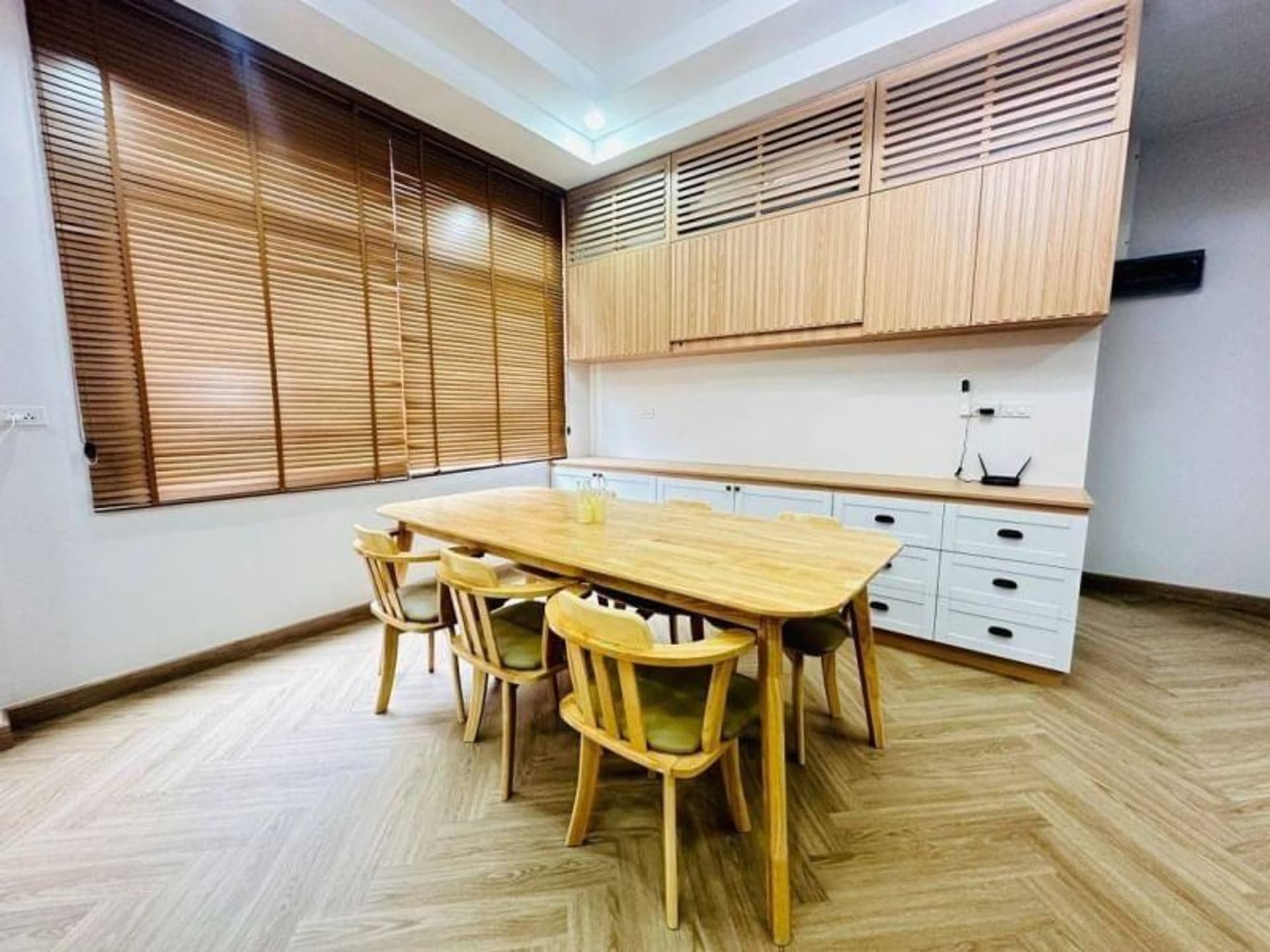 4 Bed House for Rent in Mueang Chiang Mai District - Image 3
