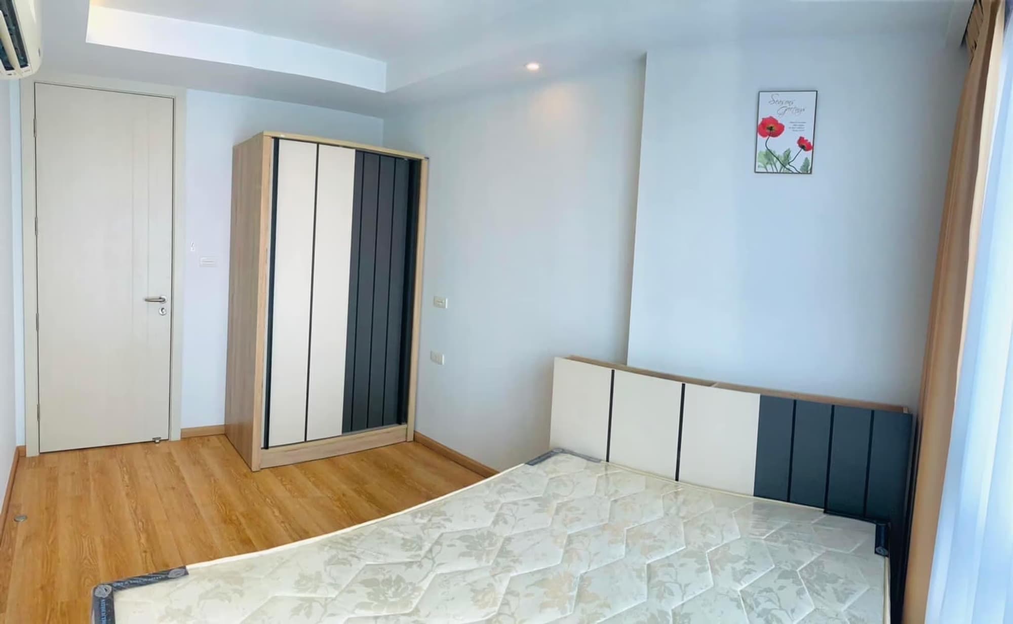 Condo for Rent at JRY Rama 9 Condominium - Image 4