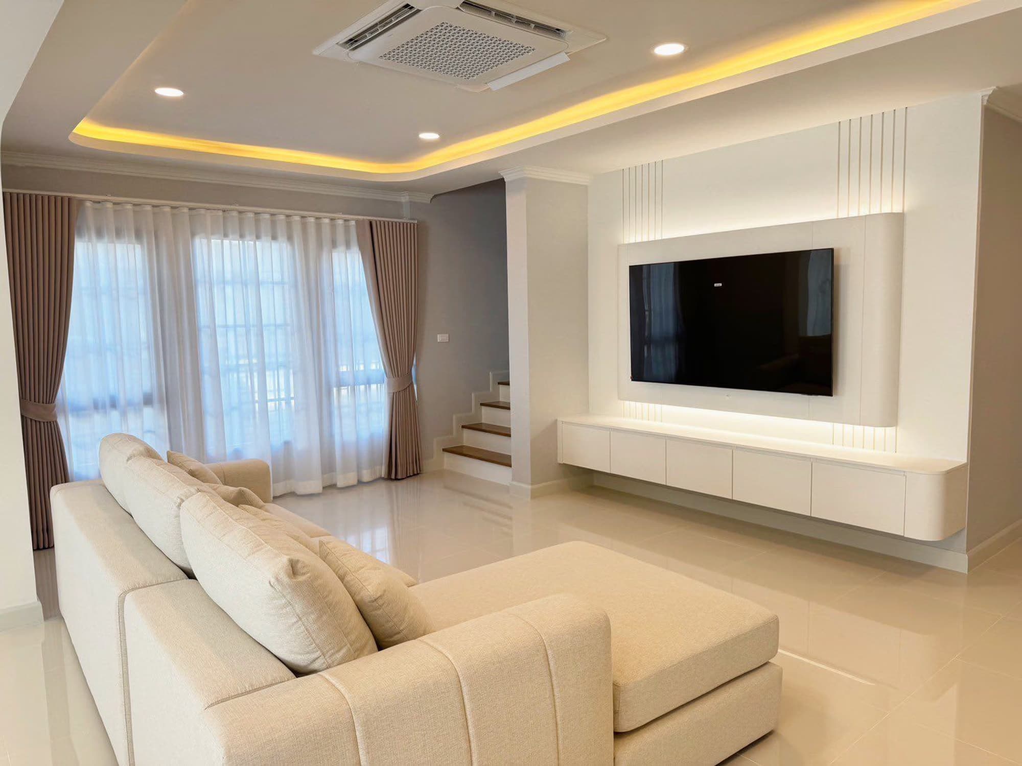 4 卧室 别墅 用于 出租和出售 在 Bang Phli, Samut Prakan - Image 2